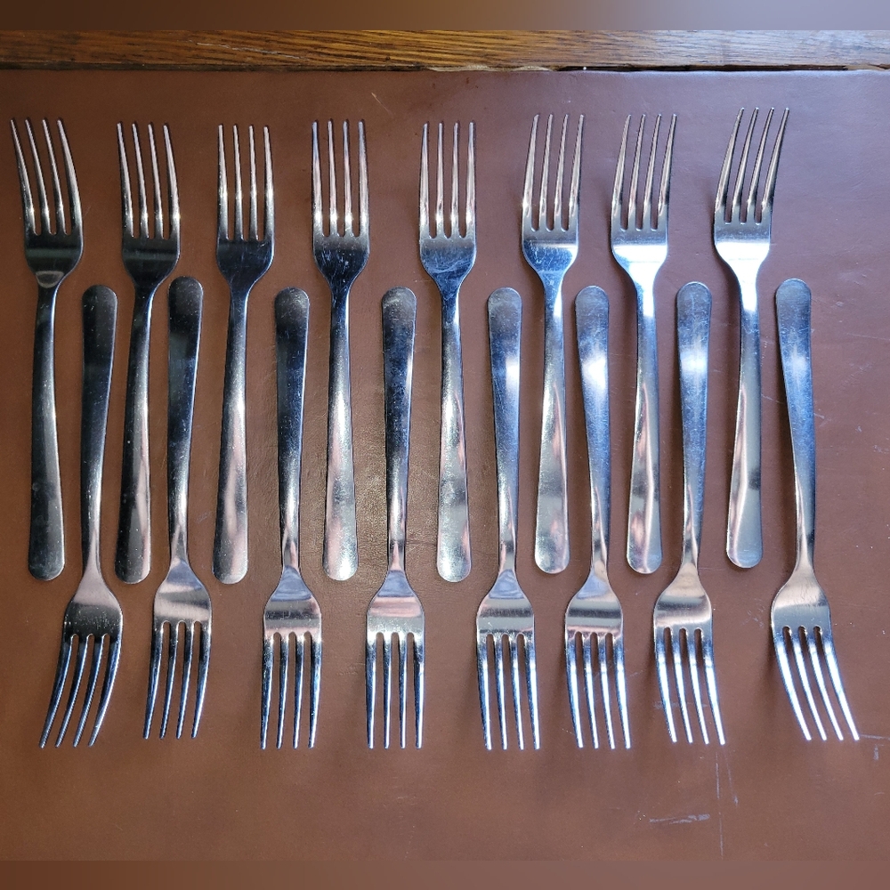 Bakers & Chefs #732 Stainless Steel NSF Flatware 16 x Dinner Forks 6-3/4" Brazil